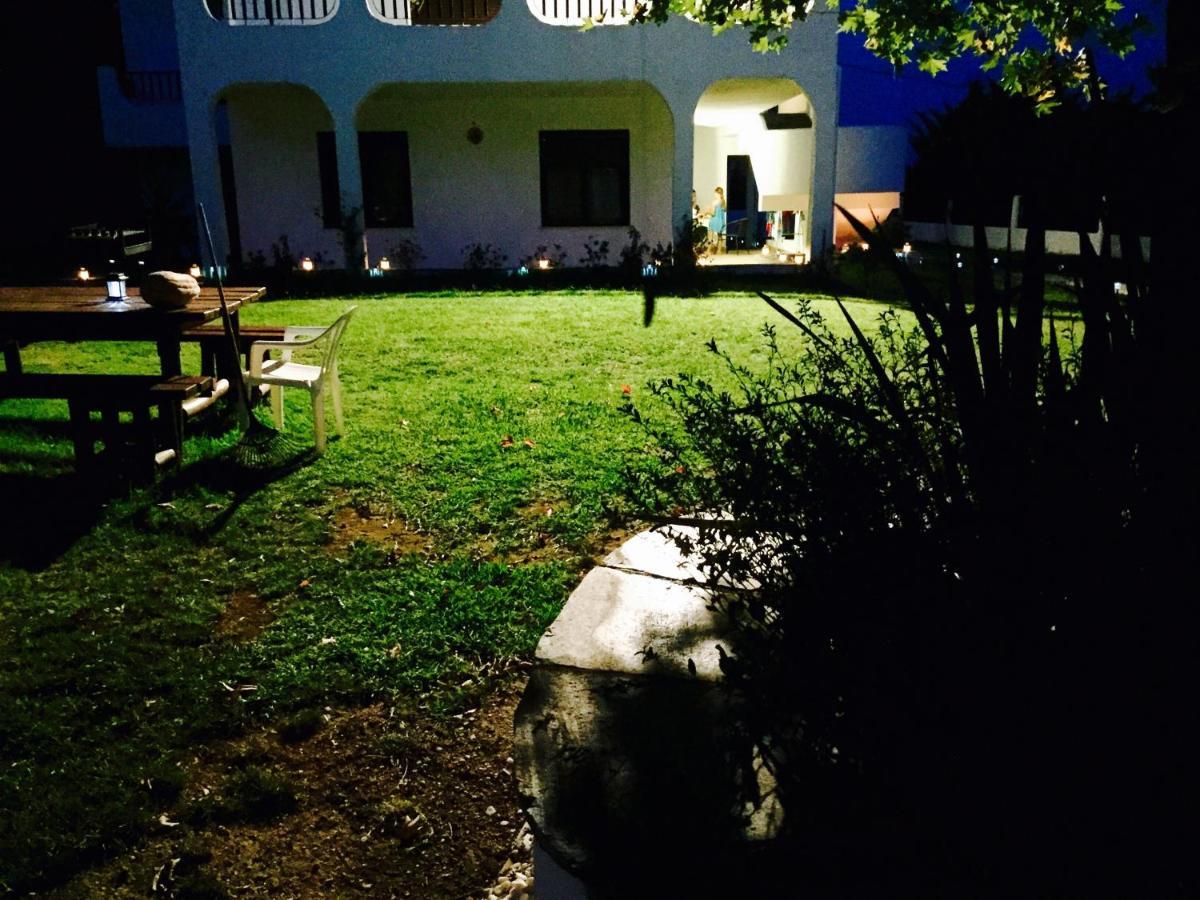 Simplicity At Iris Accommodation Псакудия Экстерьер фото