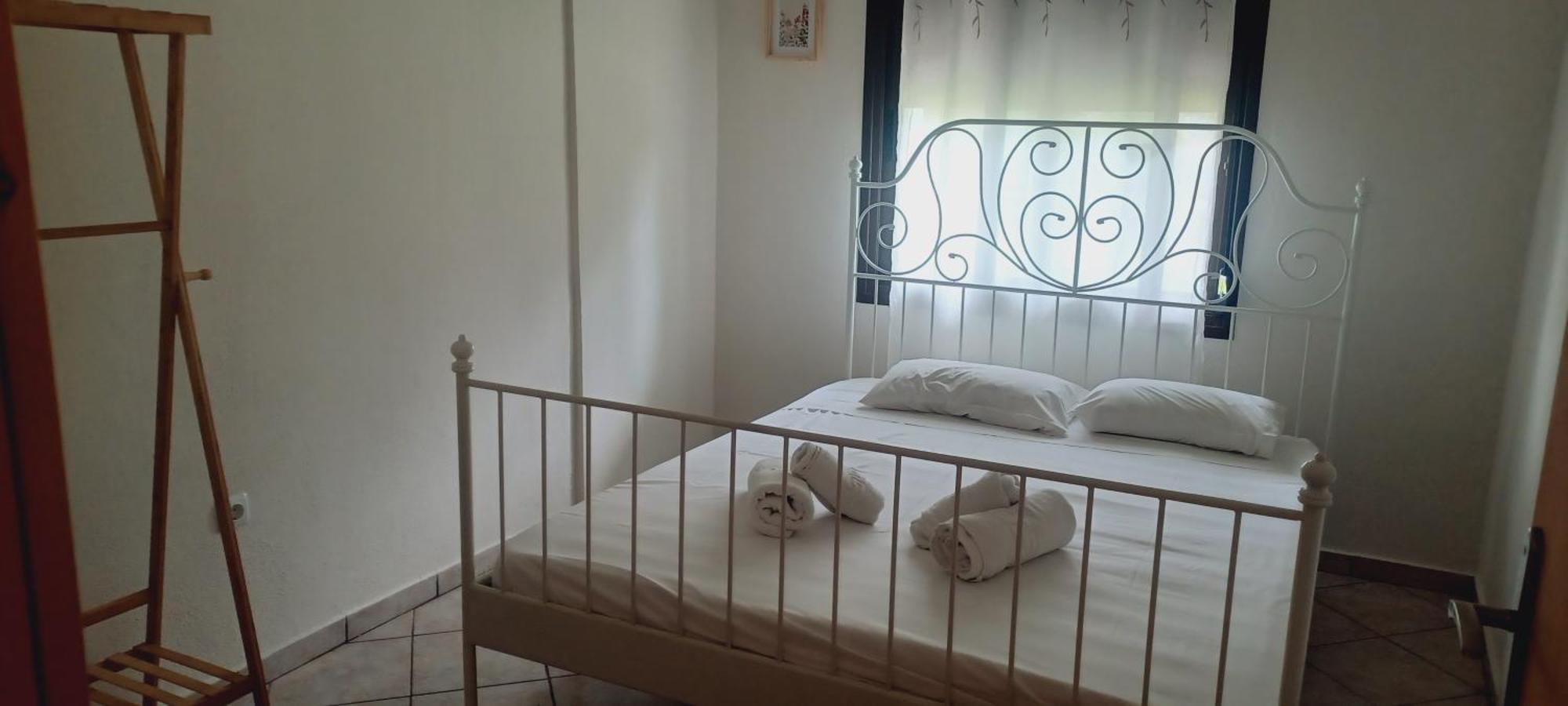 Simplicity At Iris Accommodation Псакудия Экстерьер фото
